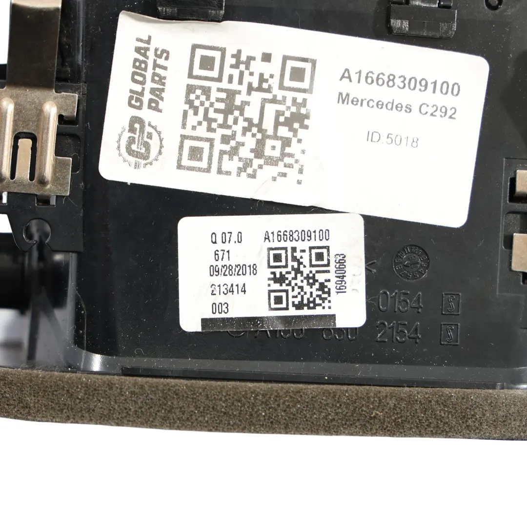 Mercedes C292 W166 Armaturenbrett Lüftungs Düsen Verkleidung Links - SKU A1668309100 - Teilenummer A1668309100