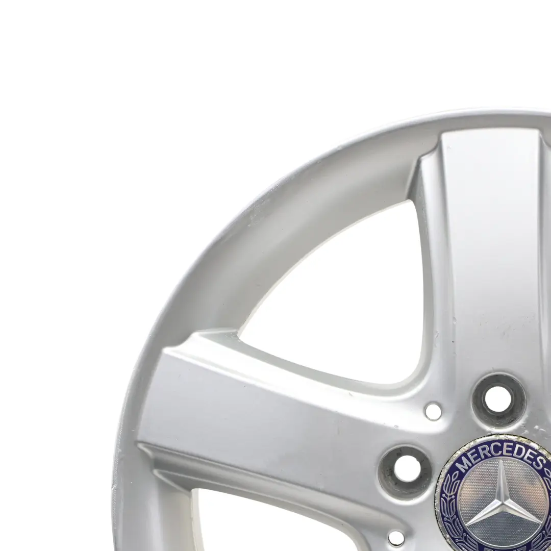 Mercedes-Benz Clase B W245 Llanta De Aleacion 16" ET:46 6J para con número de pieza A1694010302 Mercedes-Benz Clase B W245 Llanta De Aleacion 16" ET:46 6J - SKU A1694010302-1 - Número de pieza A1694010302