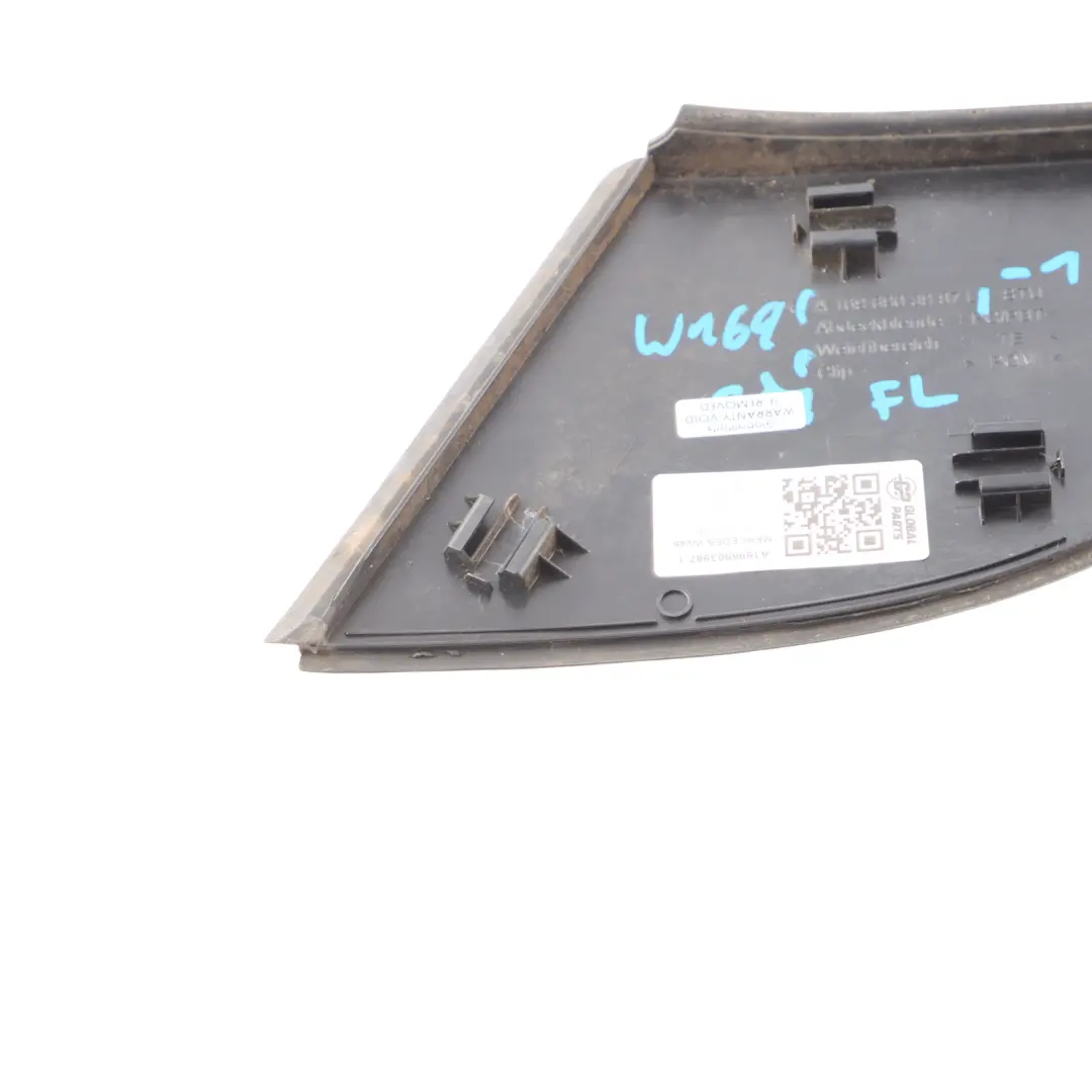 Mercedes W245 Osłona Lusterka Trójkąt Przednia Lewa Przód Lewy - SKU A1696903987-1 - Numer Części A1696903987