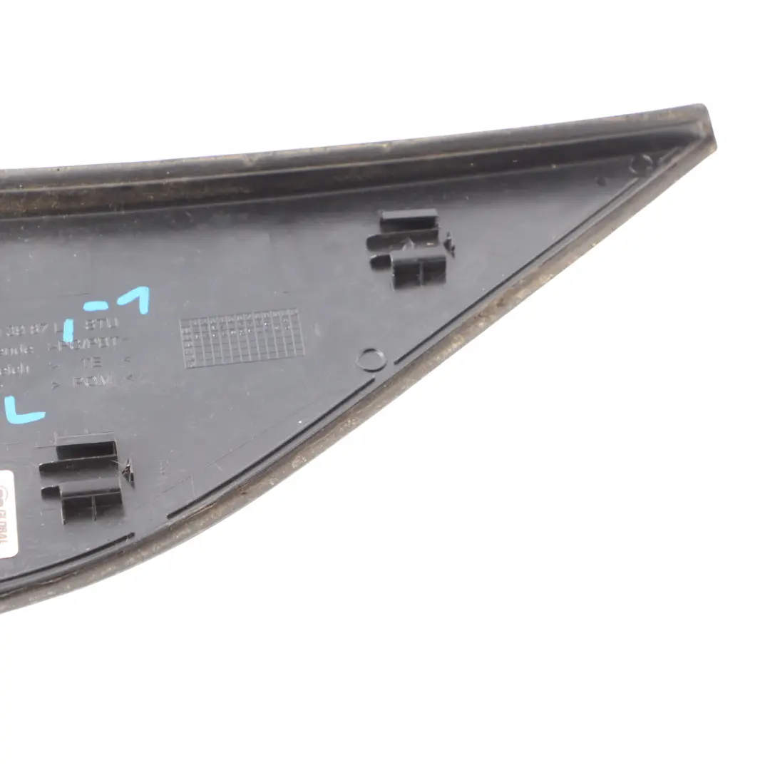 Couvre miroir Mercedes W245 Avant gauche Wing Panel Trim pour à propos du numéro de pièce A1696903987 Couvre miroir Mercedes W245 Avant gauche Wing Panel Trim - SKU A1696903987-1 - Numéro de pièce A1696903987