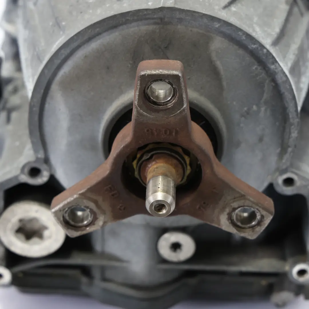 Skrzynia Automatyczna 722906 722.906 2112704001 do Mercedes R171 W204 W212 o numerze A1712709600 Mercedes R171 W204 W212 Skrzynia Automatyczna 722906 722.906 2112704001 - SKU A1712709600-3 - Numer Części A1712709600