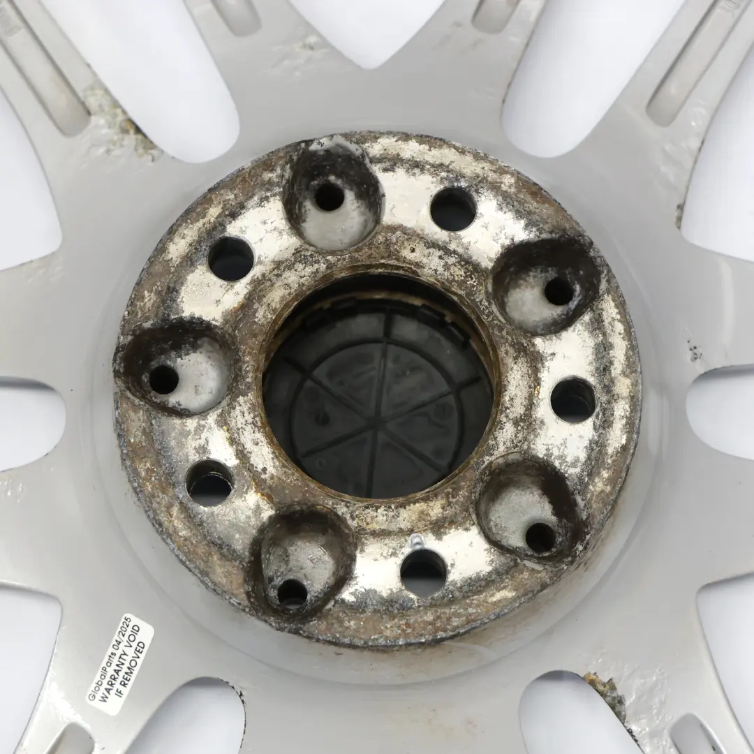 Jante Alliage Avant Argent 18" 7,5J ET:36 pour Mercedes SLK R171 à propos du numéro de pièce A1714012802 Mercedes SLK R171 Jante Alliage Avant Argent 18" 7,5J ET:36 - SKU A1714012802-2 - Numéro de pièce A1714012802