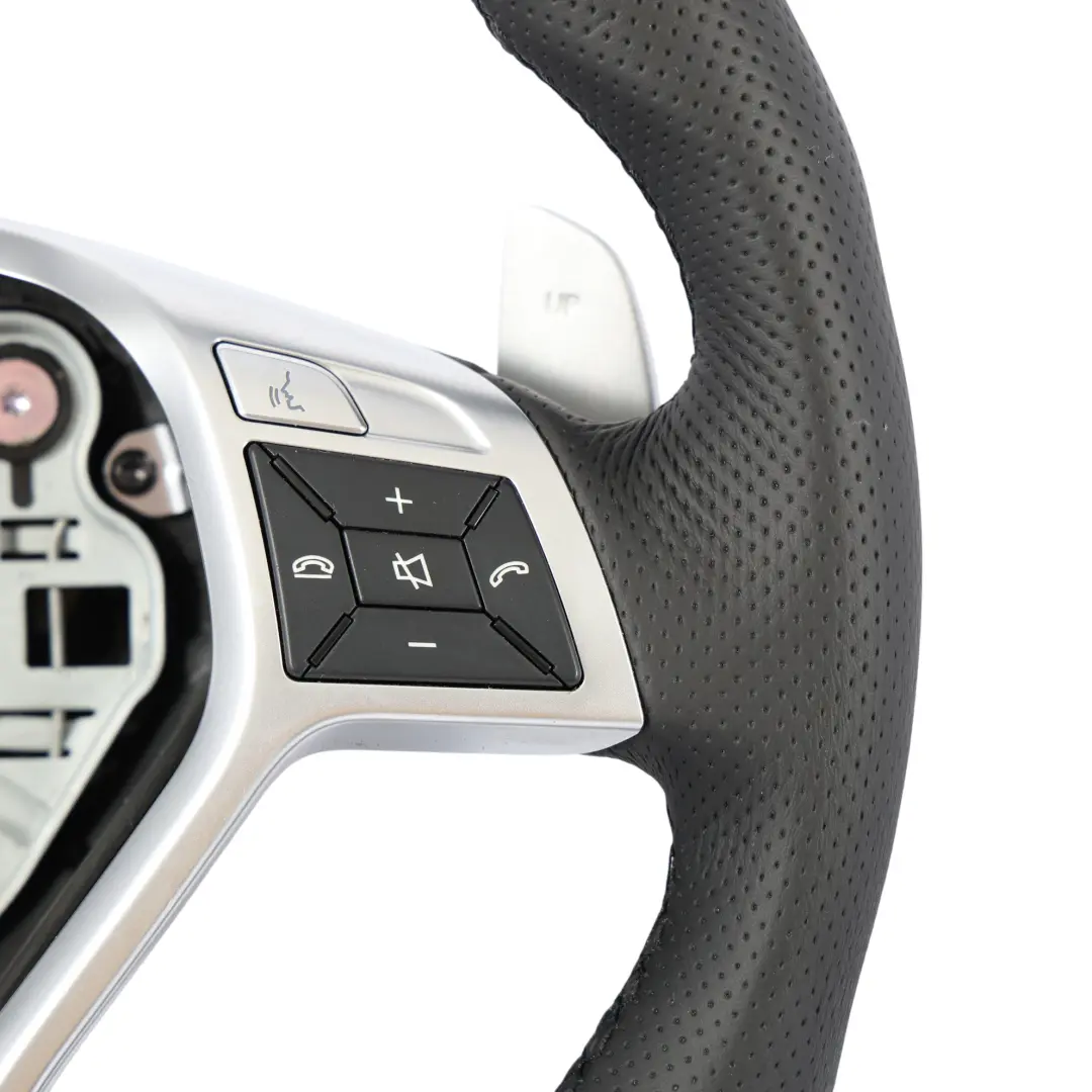 Volante Mercedes W204 C63 AMG W212 NUEVO Cuero Negro Sport Paddle Shift - SKU A1724604403-1 - Número de pieza A1724604403