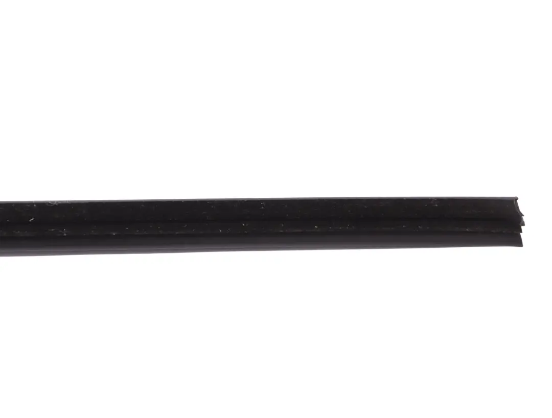 Mercedes W176 Guarnizione Finestrino Anteriore Destro Striscia Interna Guida - SKU A1767251400 - Numero di parte A1767251400