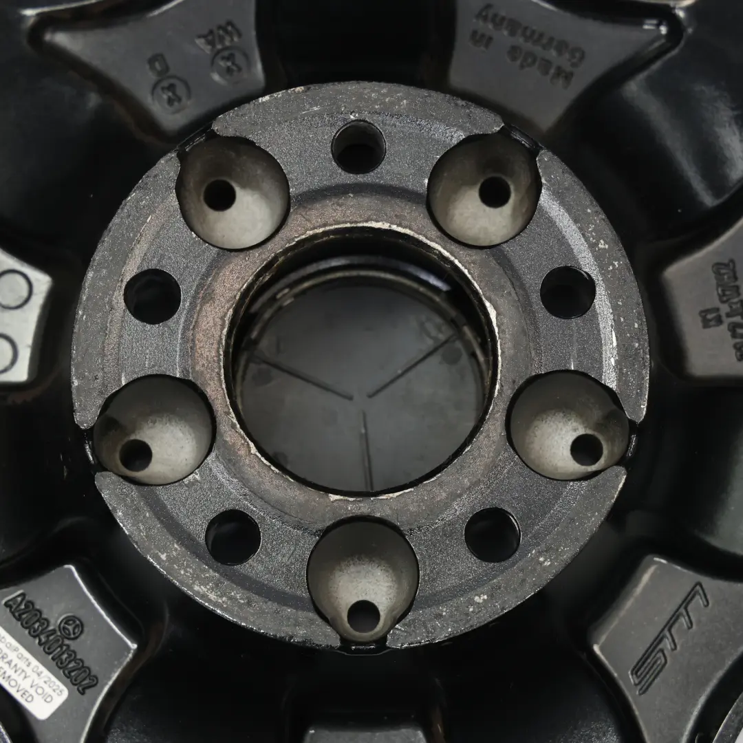 Grey Wheel Alloy Rim 17" 7.5J ET:36 7 Disc Hole to Mercedes W203 with Part number A2034013202 Mercedes W203 Grey Wheel Alloy Rim 17" 7.5J ET:36 7 Disc Hole - SKU A2034013202-4 - Part number A2034013202