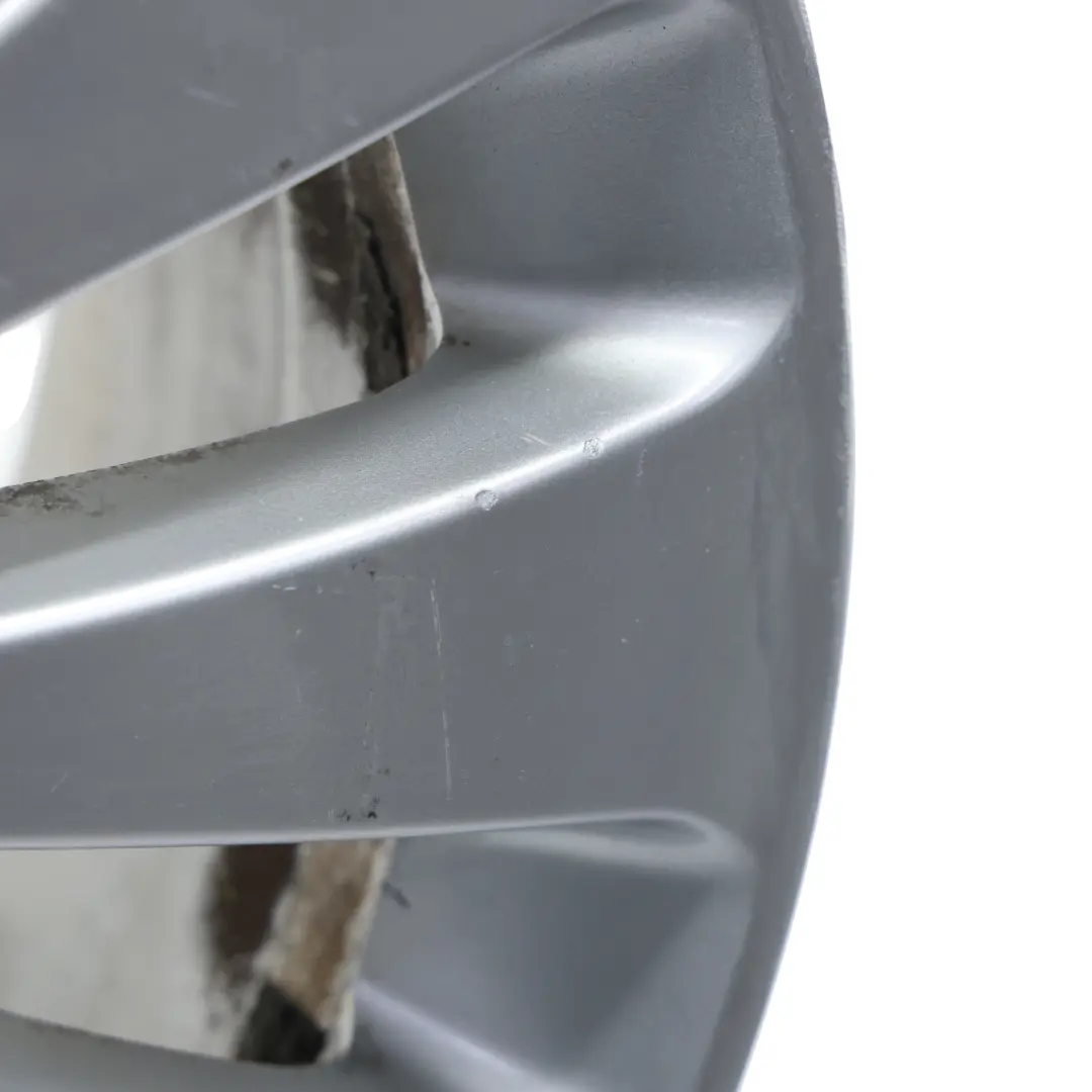 Silberne Leicht metall felge Scheibe 16" 7J ET:43 für Mercedes W204 mit Teilenummer A2044010602 Mercedes W204 Silberne Leicht metall felge Scheibe 16" 7J ET:43 - SKU A2044010602 - Teilenummer A2044010602