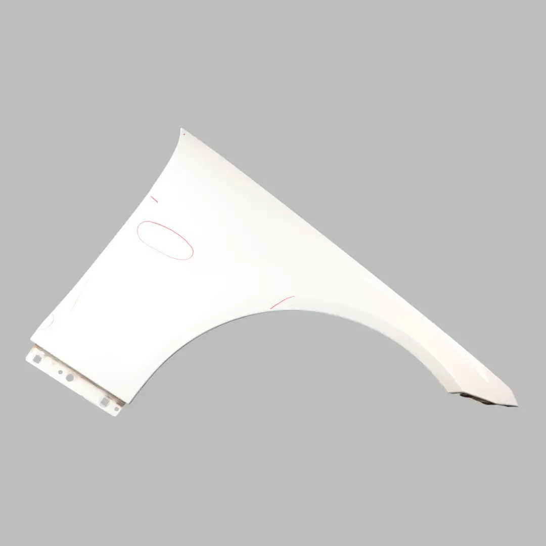 Panneau latéral de l'aile avant droite Calcite White - 650 pour Mercedes W204 à propos du numéro de pièce A2048801418 Mercedes W204 Panneau latéral de l'aile avant droite Calcite White - 650 - SKU A2048801418-CW - Numéro de pièce A2048801418