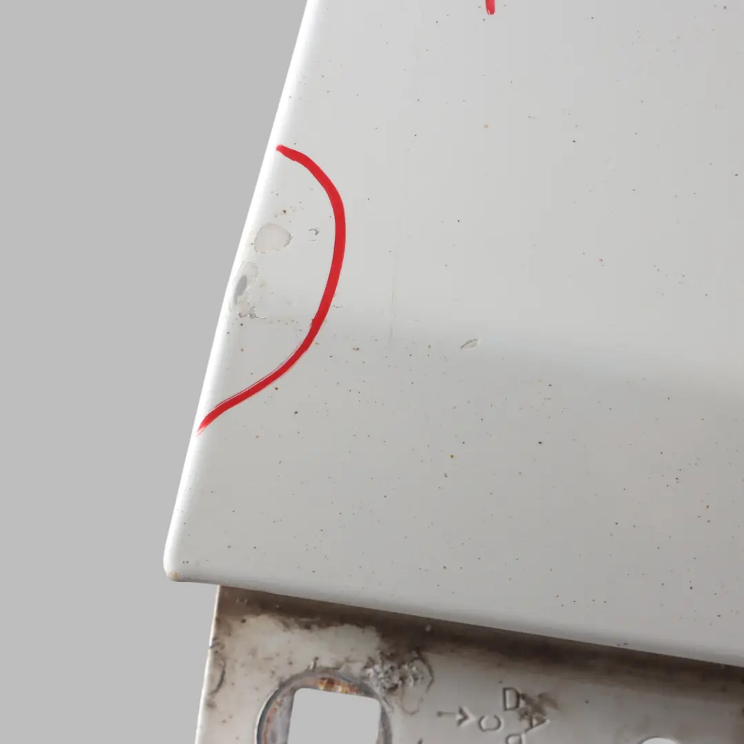 Seitenkotflügel vorne rechts Fender Calcit Weiß - 650 für Mercedes W204 mit Teilenummer A2048801418 Mercedes W204 Seitenkotflügel vorne rechts Fender Calcit Weiß - 650 - SKU A2048801418-CW - Teilenummer A2048801418