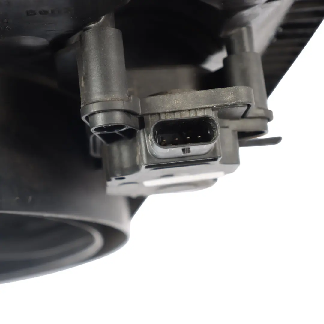 Radiator Fan Mercedes W176 W246 Engine Cooling OM607 160 180 CDI to with Part number A2049060012 Radiator Fan Mercedes W176 W246 Engine Cooling OM607 160 180 CDI - SKU A2049060012 - Part number A2049060012