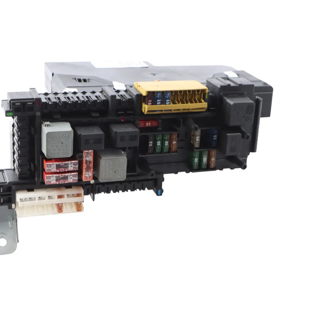 SAM Control Module Unit Fuse Box to Mercedes S204 Estate Rear with Part number A2049060805 Mercedes S204 Estate Rear SAM Control Module Unit Fuse Box - SKU A2049060805-1 - Part number A2049060805