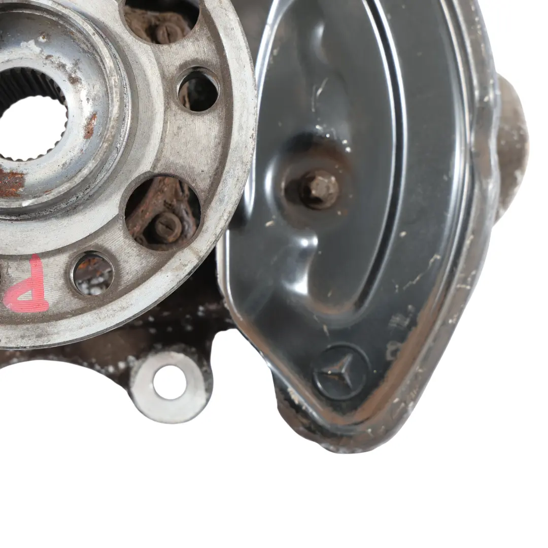 Freno Trasero Cubo De Rueda Derecho para Mercedes W205 Disco De con número de pieza A2053500241 Mercedes W205 Disco De Freno Trasero Cubo De Rueda Derecho - SKU A2053500241 - Número de pieza A2053500241