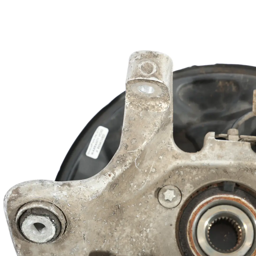 Freno Posteriore Porta Mozzo Destro per Mercedes W205 Disco con numero di parte A2053500241 Mercedes W205 Disco Freno Posteriore Porta Mozzo Destro - SKU A2053500241 - Numero di parte A2053500241