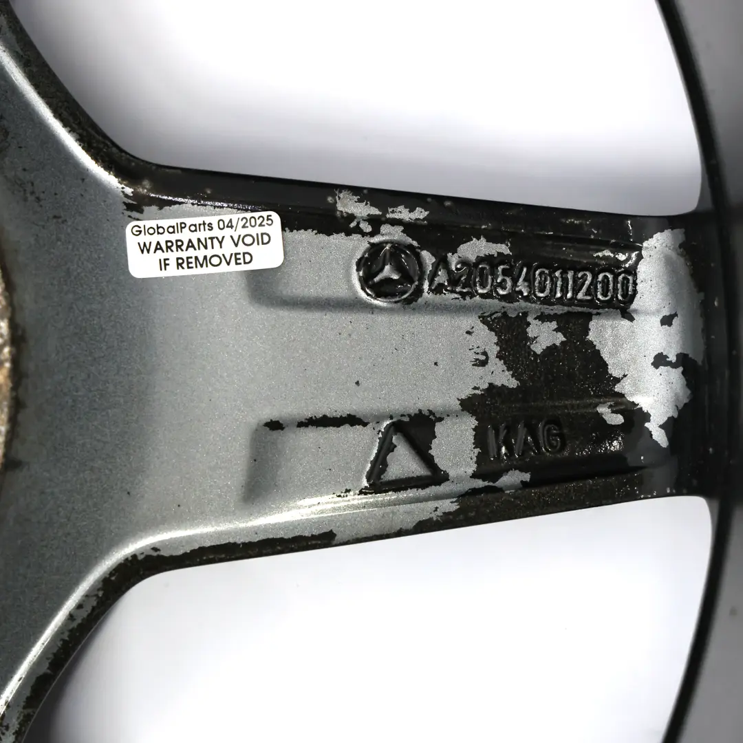 Jante Alliage AMG Noire à 5 Branches 18" 8,5J ET:49 pour Mercedes W205 à propos du numéro de pièce A2054011200 Mercedes W205 Jante Alliage AMG Noire à 5 Branches 18" 8,5J ET:49 - SKU A2054011200-6 - Numéro de pièce A2054011200