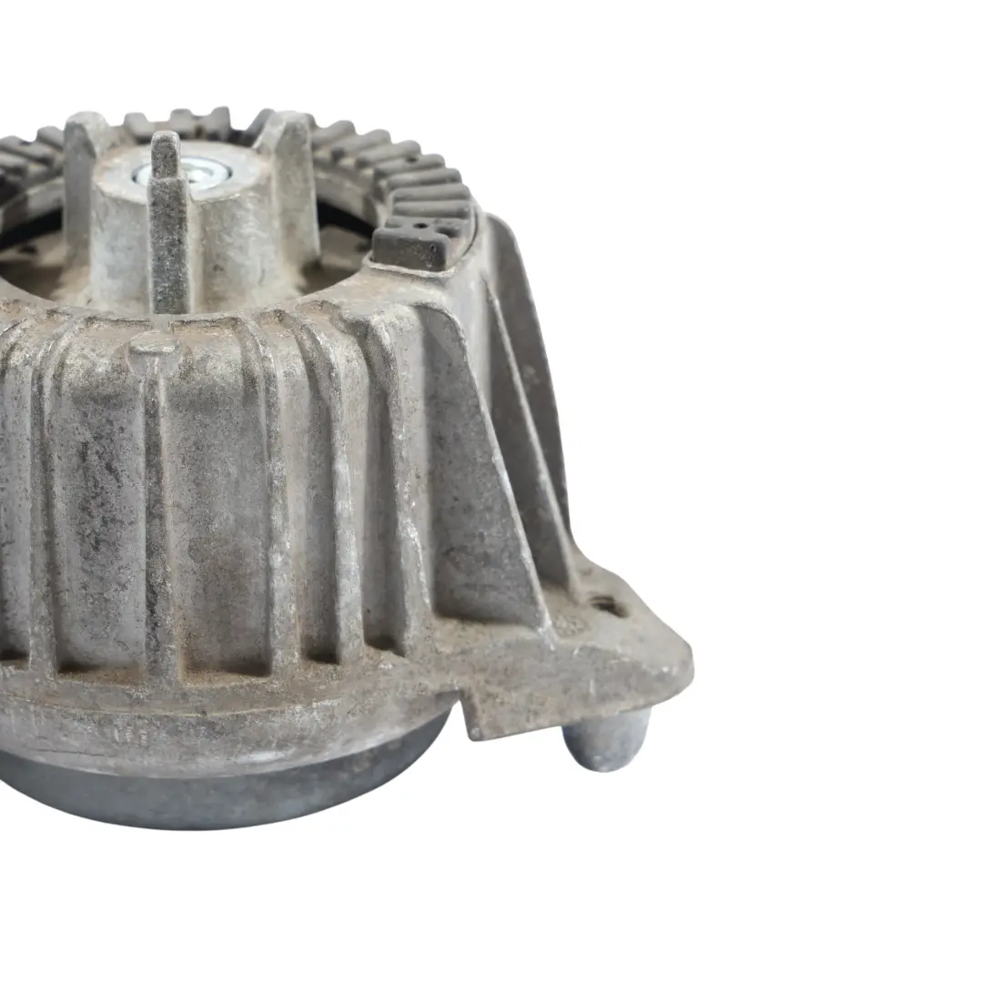 Mount Mercedes W204 W212 Diesel OM651 Right O/S Support to Engine with Part number A2122404217 Engine Mount Mercedes W204 W212 Diesel OM651 Right O/S Support - SKU A2122404217 - Part number A2122404217