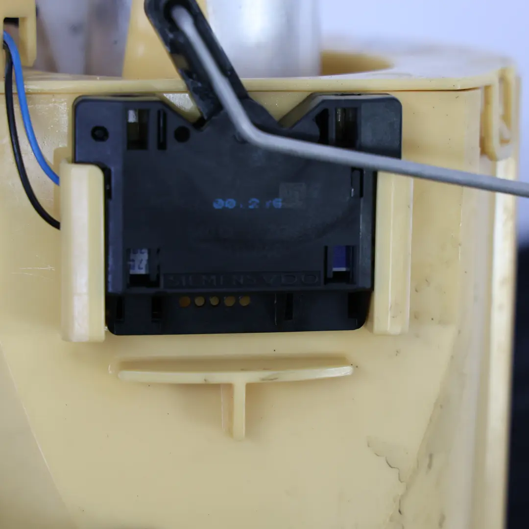 Kraftstofftank Pumpe Sender Lieferung Einheit für Mercedes W212 mit Teilenummer A2124700494 Mercedes W212 Kraftstofftank Pumpe Sender Lieferung Einheit - SKU A2124700494-1 - Teilenummer A2124700494