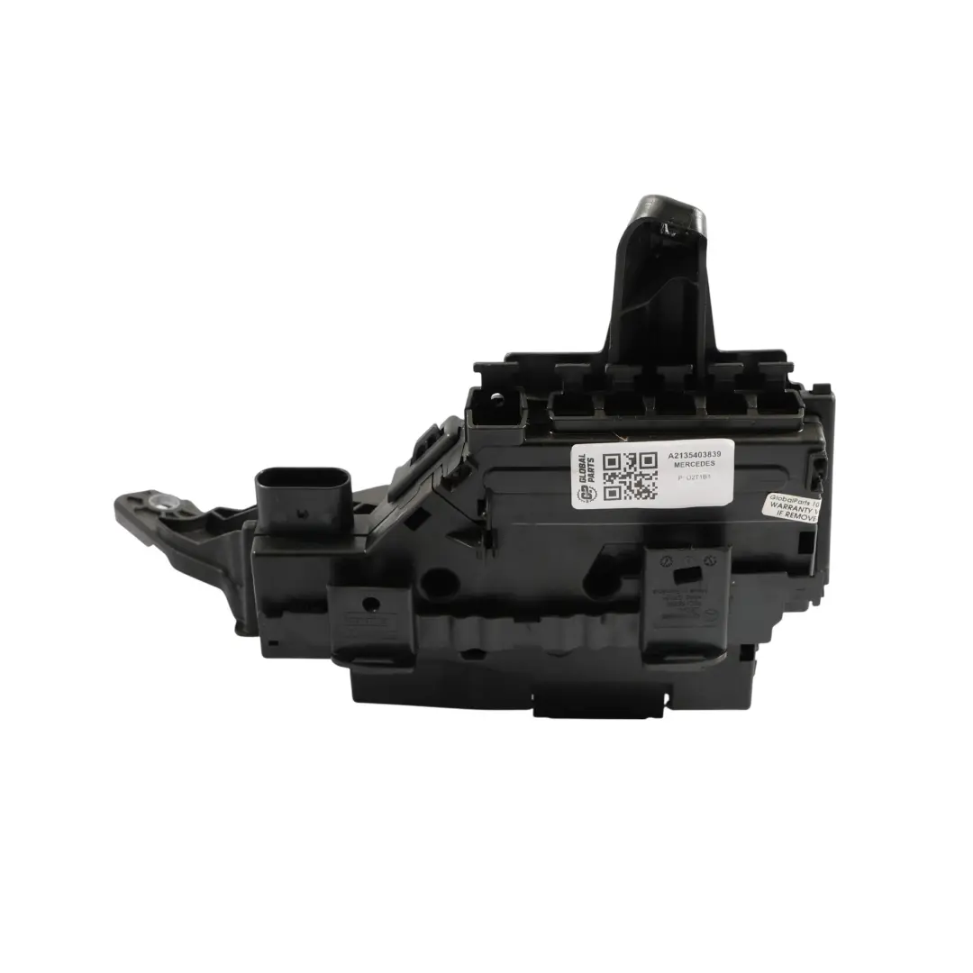 Leistungs Relais Sicherungs Kasten Abdeckung für Mercedes W213 C238 mit Teilenummer A2135403839 Mercedes W213 C238 Leistungs Relais Sicherungs Kasten Abdeckung - SKU A2135403839 - Teilenummer A2135403839