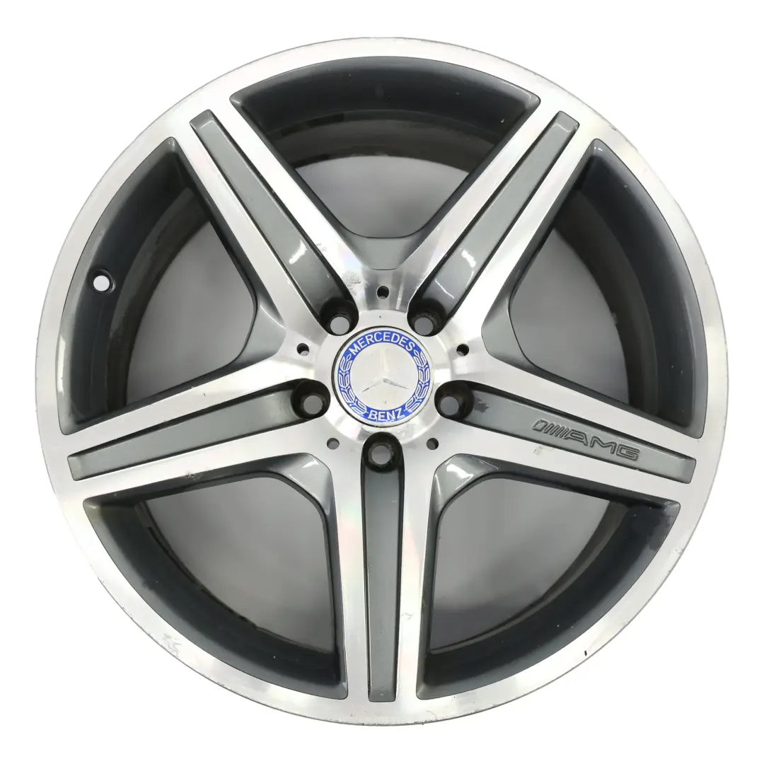 Jante Alliage Avant 18" 8,5J ET:25 5 Branches pour Mercedes CLS C219 AMG à propos du numéro de pièce A2194011702 Mercedes CLS C219 AMG Jante Alliage Avant 18" 8,5J ET:25 5 Branches - SKU A2194011702-1 - Numéro de pièce A2194011702