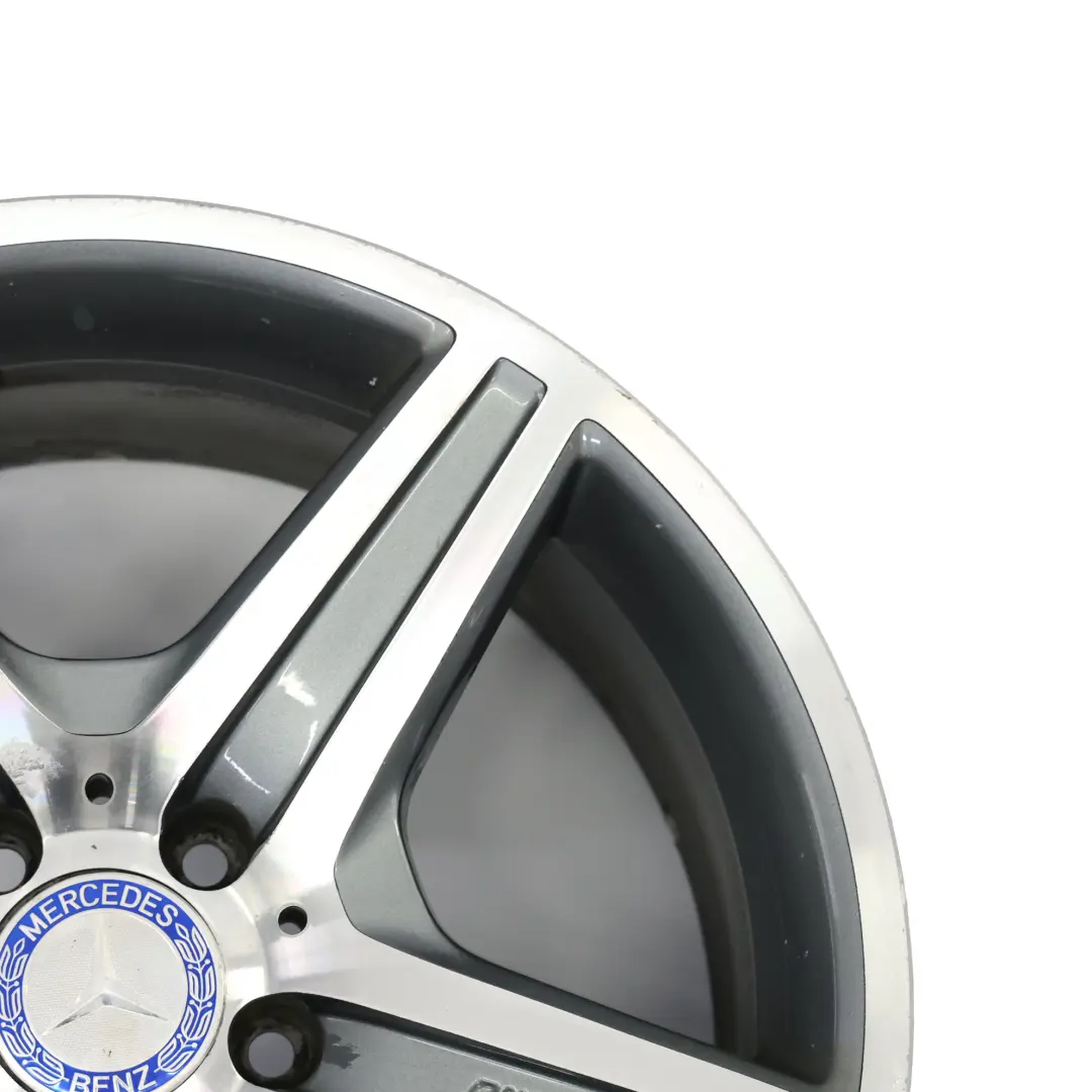 Cerchio Lega Anteriore 18" 8,5J ET:25 5 Razze per Mercedes CLS C219 AMG con numero di parte A2194011702 Mercedes CLS C219 AMG Cerchio Lega Anteriore 18" 8,5J ET:25 5 Razze - SKU A2194011702-1 - Numero di parte A2194011702