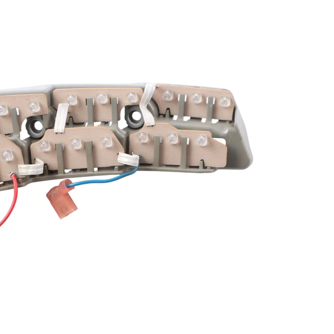 Heckklappe Lampe Glühbirne Platte Hinten Rechts für Mercedes CLS C219 mit Teilenummer A2198200211 Mercedes CLS C219 Heckklappe Lampe Glühbirne Platte Hinten Rechts - SKU A2198200211 - Teilenummer A2198200211