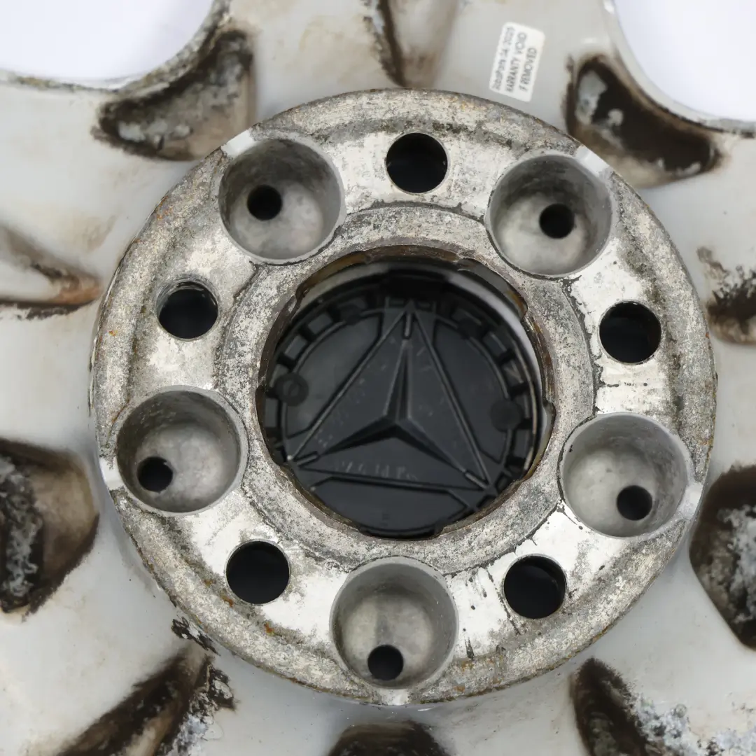 Cerchio In Lega 17" 7.5J ET:46 5 Doppie Razze per Mercedes W220 Silver con numero di parte A2204012402 Mercedes W220 Silver Cerchio In Lega 17" 7.5J ET:46 5 Doppie Razze - SKU A2204012402-2 - Numero di parte A2204012402