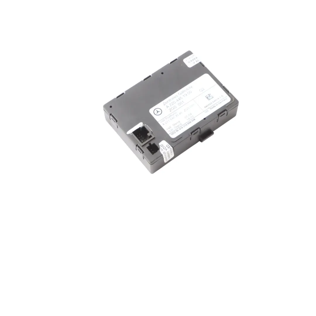 Central Gateway Control Unit Module ECU to Mercedes W220 with Part number A2204451900 Mercedes W220 Central Gateway Control Unit Module ECU - SKU A2204451900 - Part number A2204451900