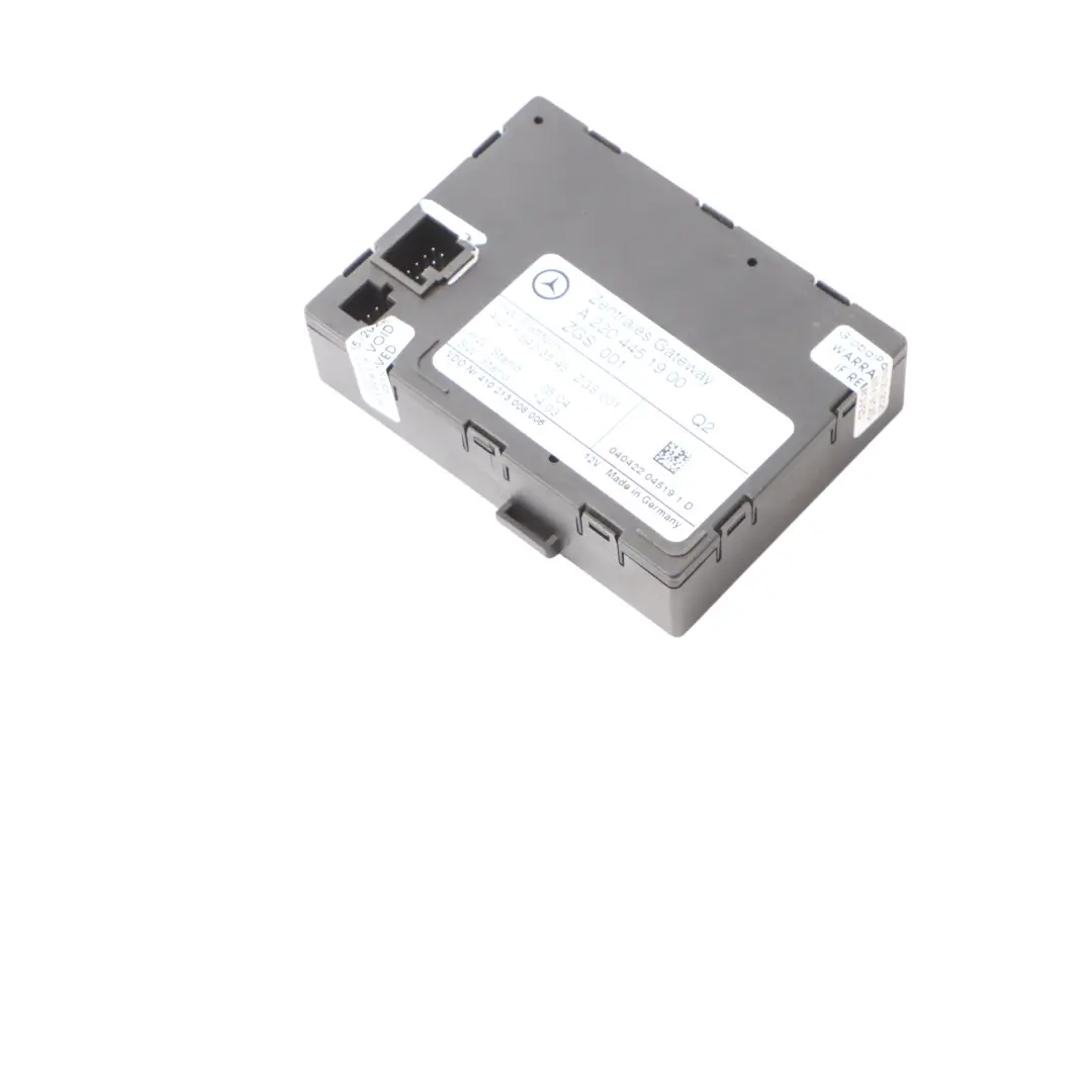 Central Gateway Control Unit Module ECU to Mercedes W220 with Part number A2204451900 Mercedes W220 Central Gateway Control Unit Module ECU - SKU A2204451900 - Part number A2204451900