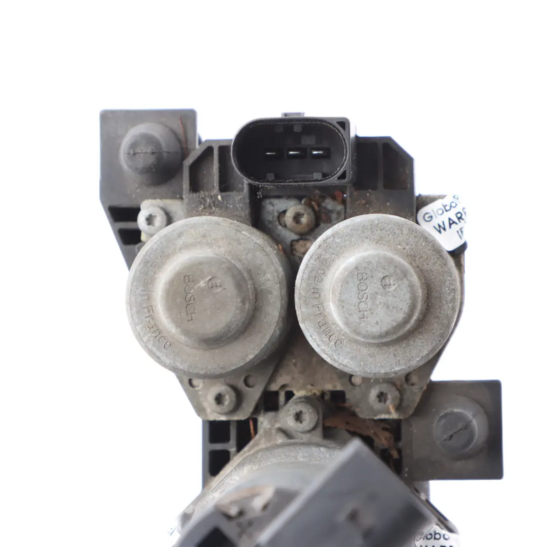 Auxillary Water Pump Heating Valve to Mercedes CL C215 W220 with Part number A2208300084 Mercedes CL C215 W220 Auxillary Water Pump Heating Valve - SKU A2208300084 - Part number A2208300084