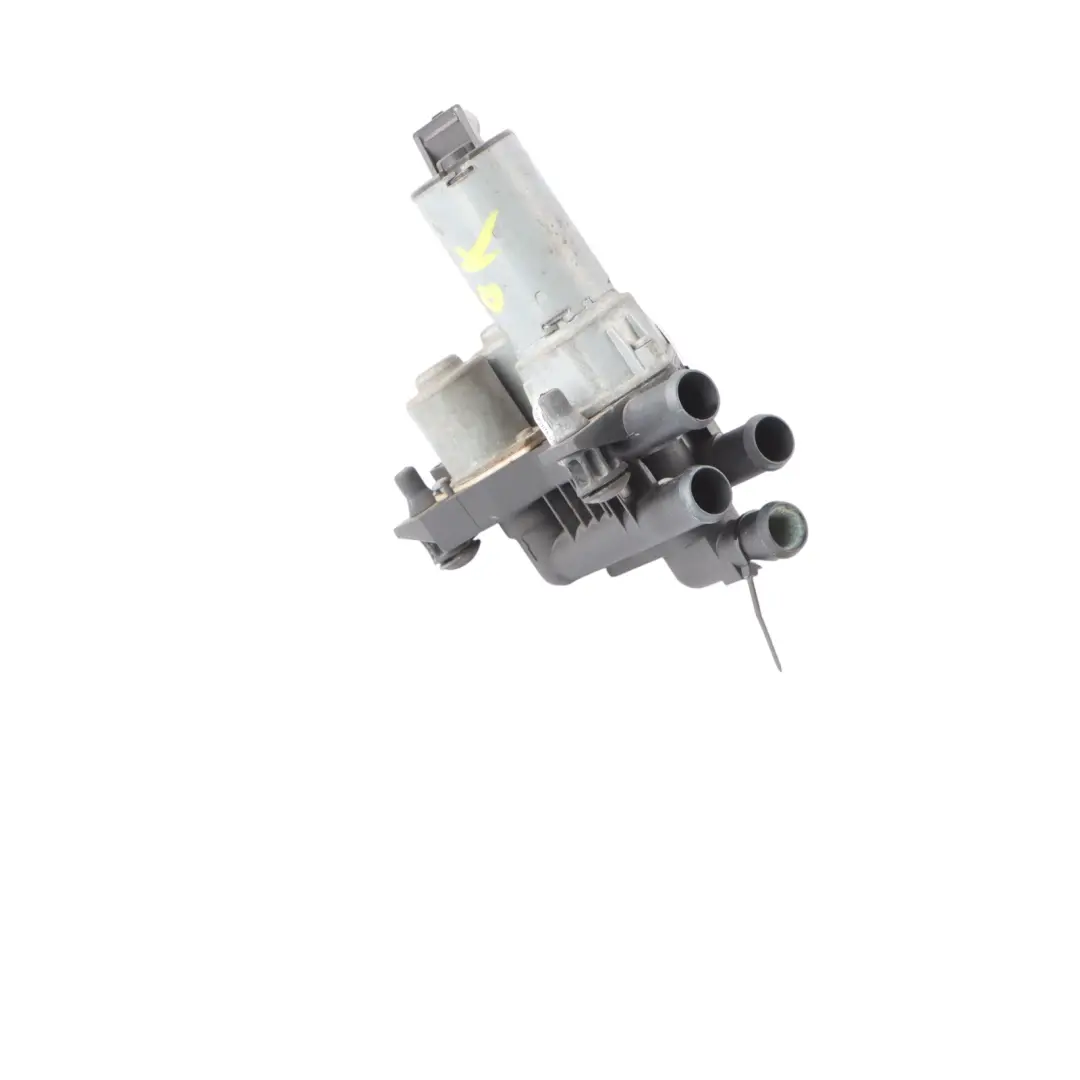 Pompka Zawór Ogrzewania do Mercedes CL C215 W220 o numerze A2208300084 Mercedes CL C215 W220 Pompka Zawór Ogrzewania - SKU A2208300084 - Numer Części A2208300084