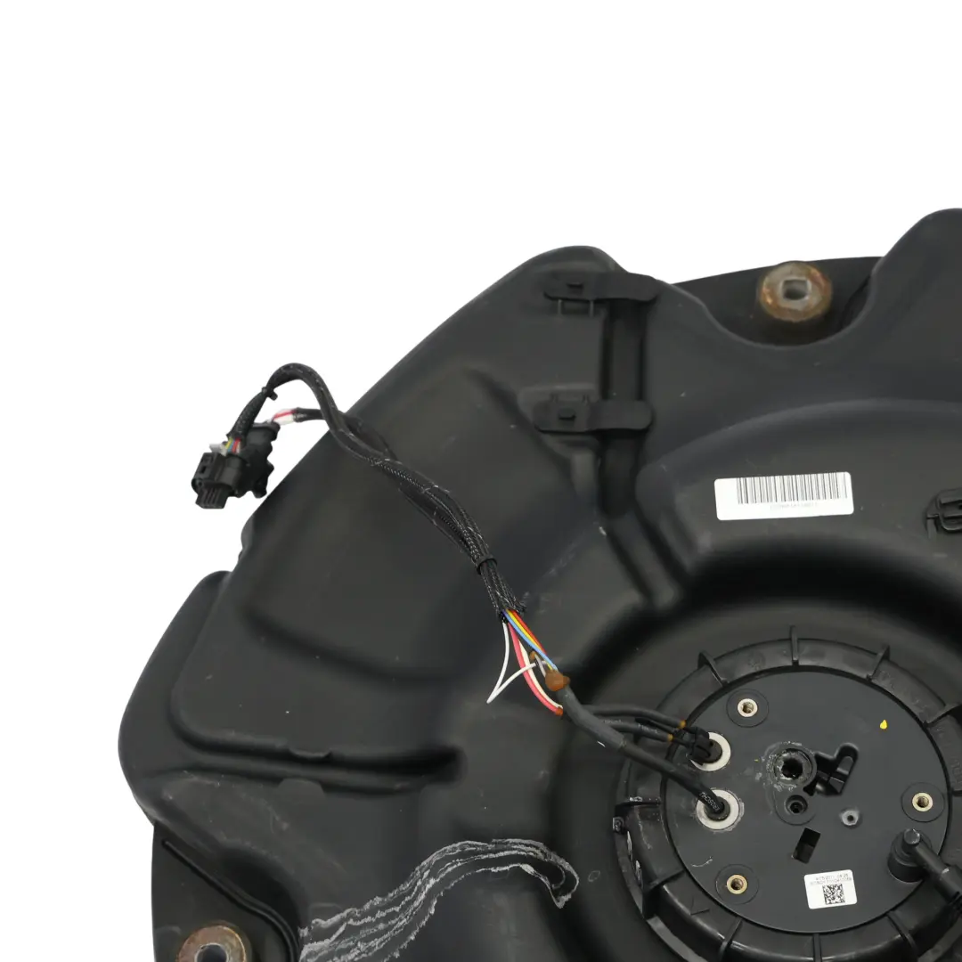 Adblue Depósito De Aditivo De Combustible para Mercedes W221 Diesel con número de pieza A2214709301 Mercedes W221 Diesel Adblue Depósito De Aditivo De Combustible - SKU A2214709301 - Número de pieza A2214709301