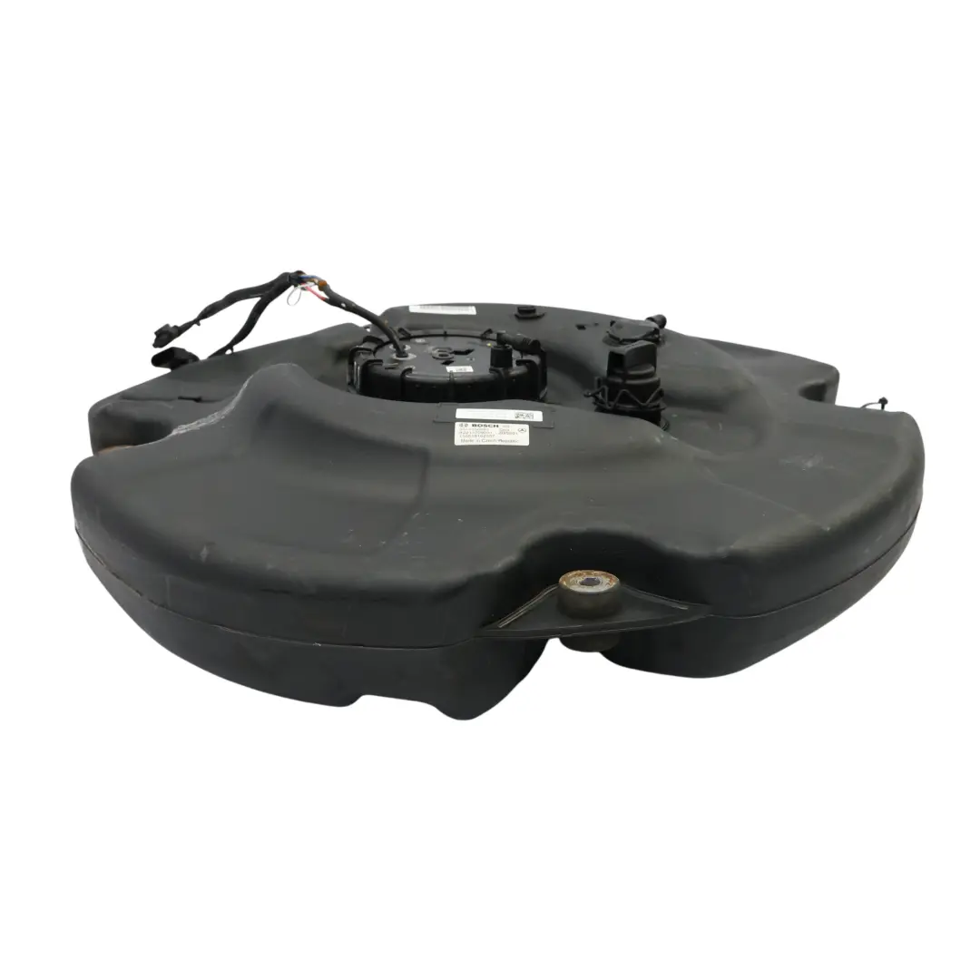 AdBlue Kraftstoff Additiv Tank Reservoir für Mercedes W221 Diesel mit Teilenummer A2214709301 Mercedes W221 Diesel AdBlue Kraftstoff Additiv Tank Reservoir - SKU A2214709301 - Teilenummer A2214709301