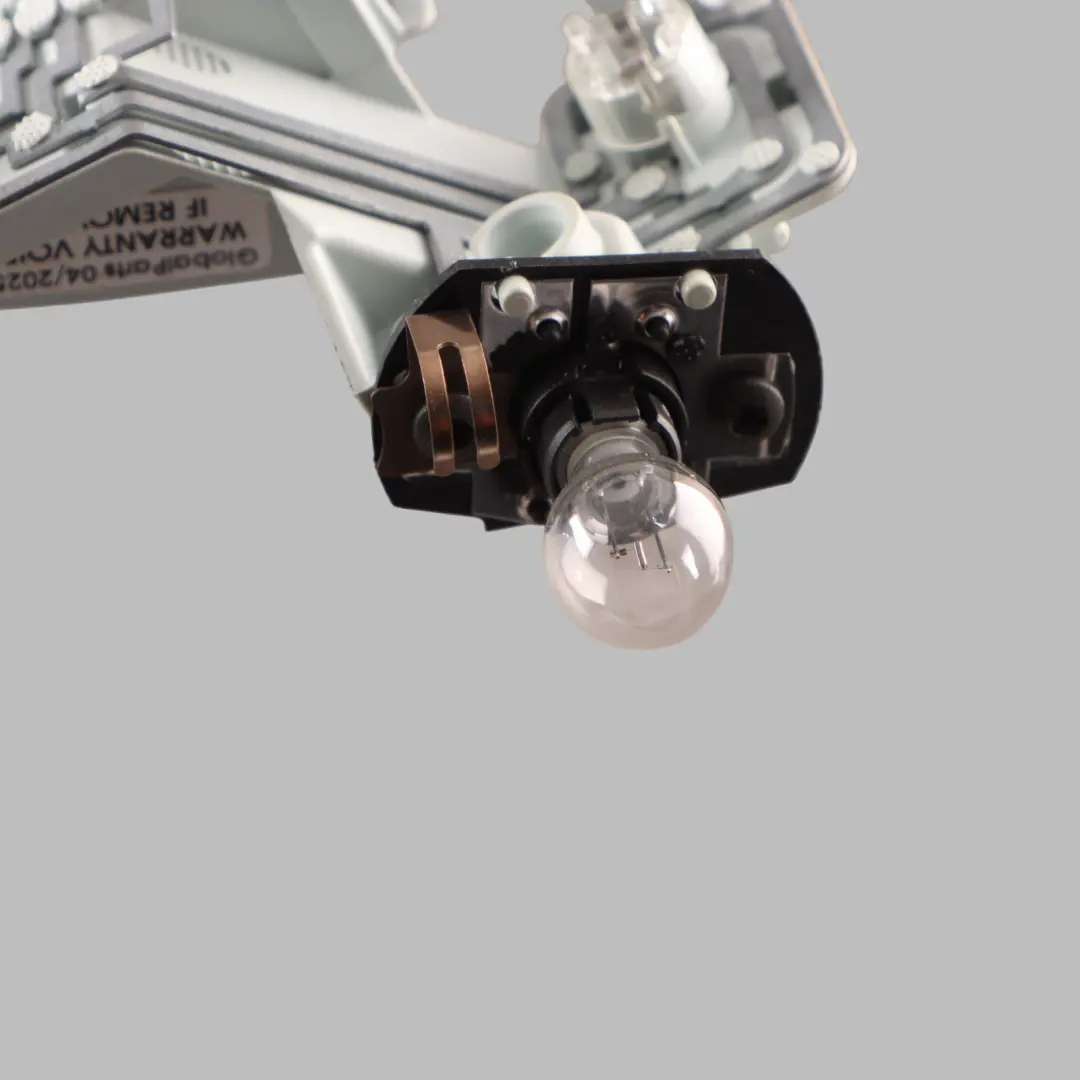 Light Bulb Socket Holder Left N/S to Mercedes W221 Rear Tailgate with Part number A2218200577 Mercedes W221 Rear Tailgate Light Bulb Socket Holder Left N/S - SKU A2218200577 - Part number A2218200577