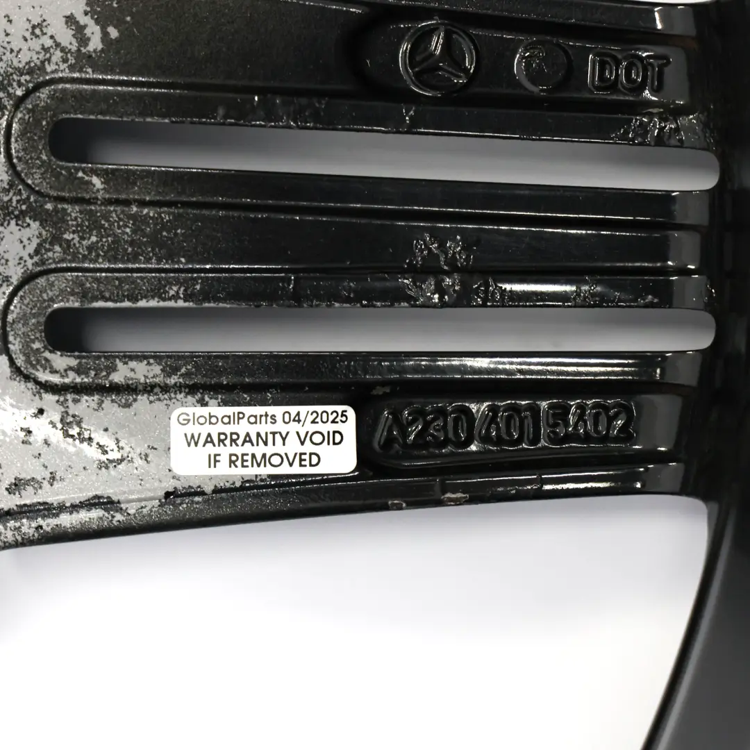 Jante Avant En Alliage Noir AMG 19" 8.5J ET:30 pour Mercedes SL R230 à propos du numéro de pièce A2304015402 Mercedes SL R230 Jante Avant En Alliage Noir AMG 19" 8.5J ET:30 - SKU A2304015402-1 - Numéro de pièce A2304015402