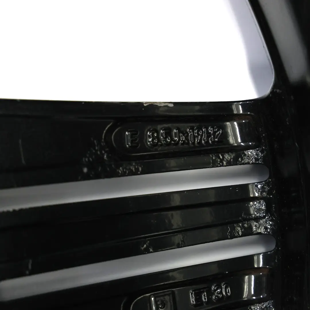 Czarna Felga Aluminiowa 19" 8.5J ET:30 do Mercedes SL R230 AMG o numerze A2304015402 Mercedes SL R230 AMG Czarna Felga Aluminiowa 19" 8.5J ET:30 - SKU A2304015402-1 - Numer Części A2304015402