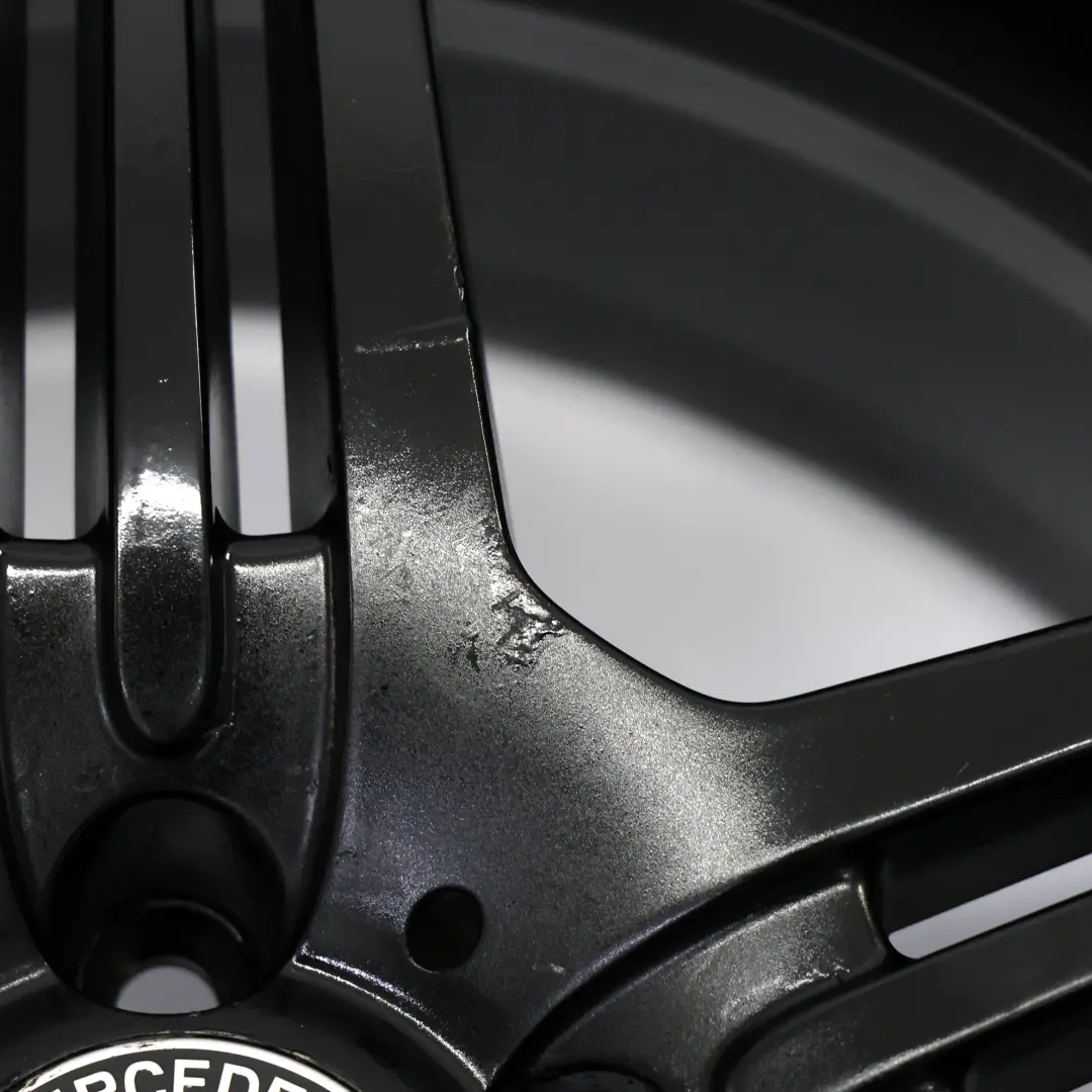 Cerchio In Lega Anteriore Nero 19" 8.5J ET:30 per Mercedes SL R230 AMG con numero di parte A2304015402 Mercedes SL R230 AMG Cerchio In Lega Anteriore Nero 19" 8.5J ET:30 - SKU A2304015402-1 - Numero di parte A2304015402