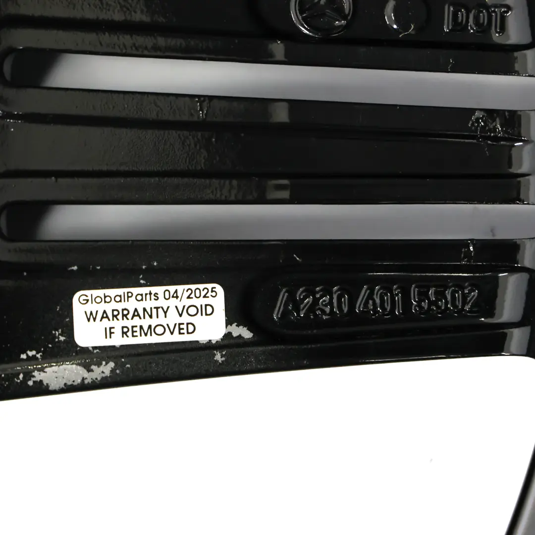 Jante Arrière En Alliage Noir AMG 19" 9.5J ET:31 pour Mercedes SL R230 à propos du numéro de pièce A2304015502 Mercedes SL R230 Jante Arrière En Alliage Noir AMG 19" 9.5J ET:31 - SKU A2304015502-1 - Numéro de pièce A2304015502