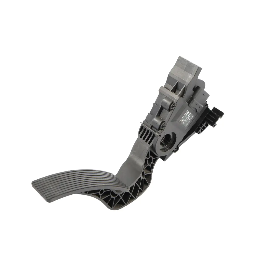 Throttle Pedal Mercedes W176 W246 Accelerator Unit Assembly to with Part number A2463001904 Throttle Pedal Mercedes W176 W246 Accelerator Unit Assembly - SKU A2463001904-2 - Part number A2463001904