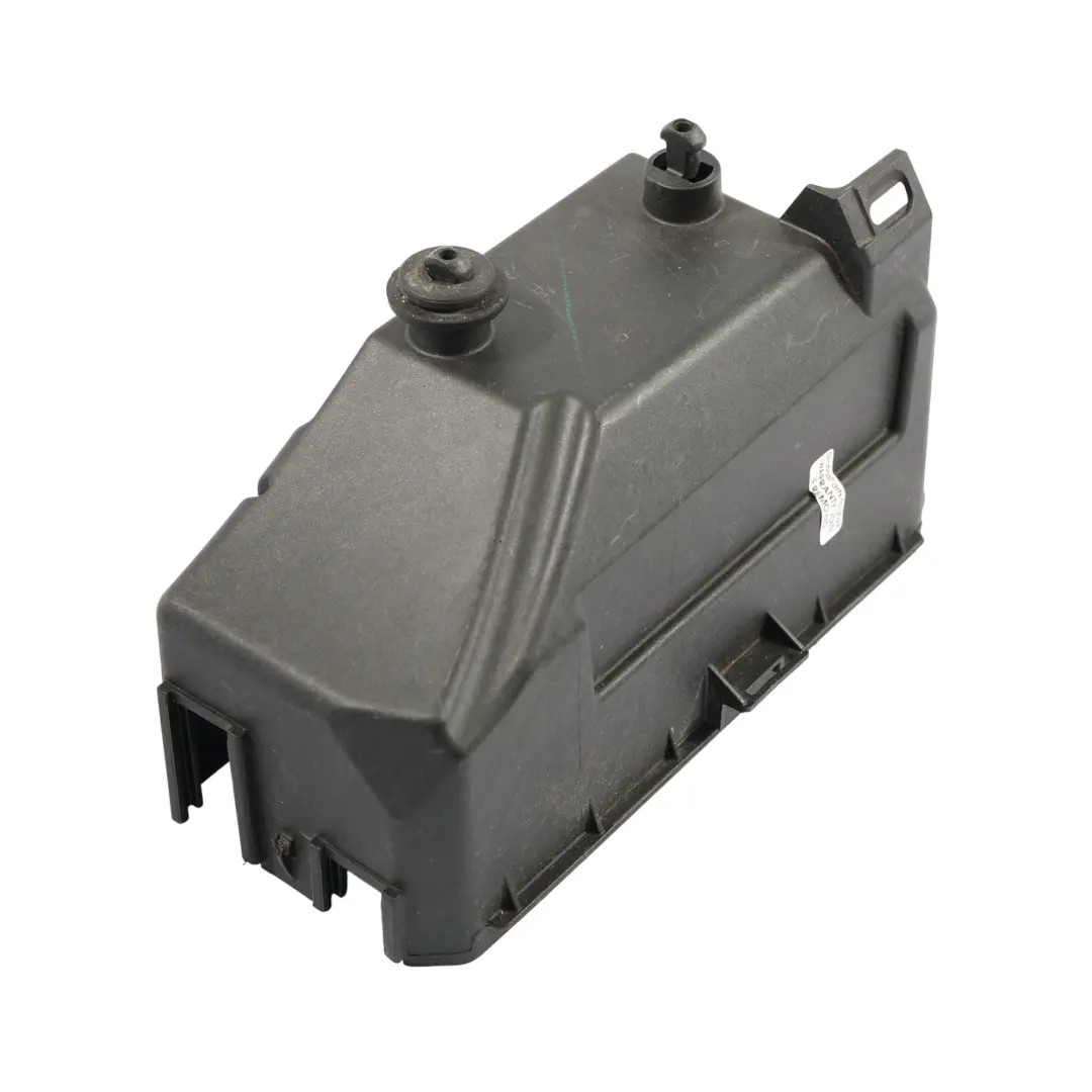 Couvercle Boîtier Relais Fusibles pour Mercedes W251 à propos du numéro de pièce A2515400524 Mercedes W251 Couvercle Boîtier Relais Fusibles - SKU A2515400524 - Numéro de pièce A2515400524