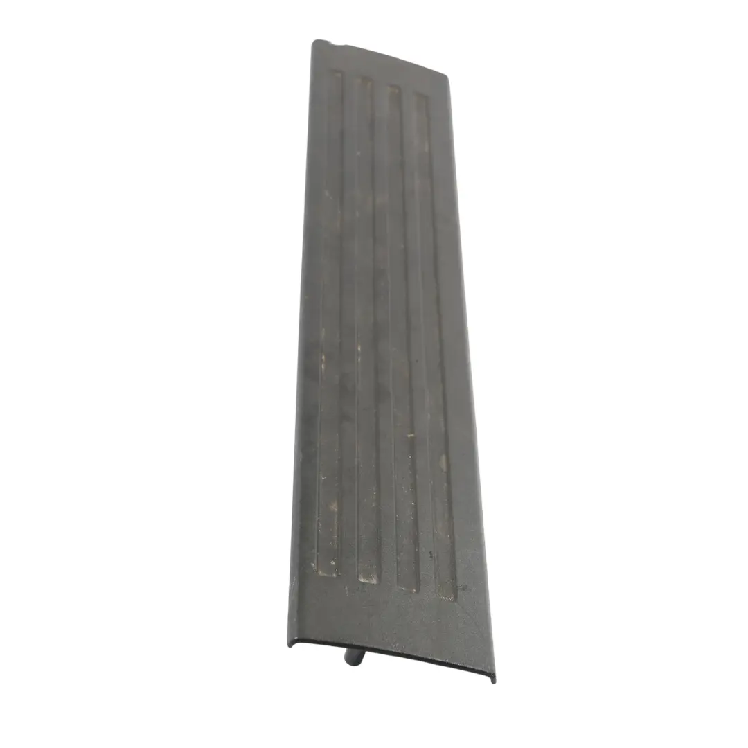 Mercedes W251 Seuil Entrée Garniture Intérieure Avant Gauche Noir - SKU A2516860036 - Numéro de pièce A2516860036