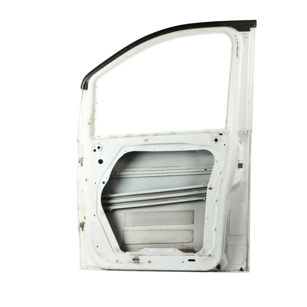 Door Front Right O/S V-Class Arctic White - 9147 to Mercedes Vito W447 with Part number A4477206700 Mercedes Vito W447 Door Front Right O/S V-Class Arctic White - 9147 - SKU A4477206700-ARW - Part number A4477206700