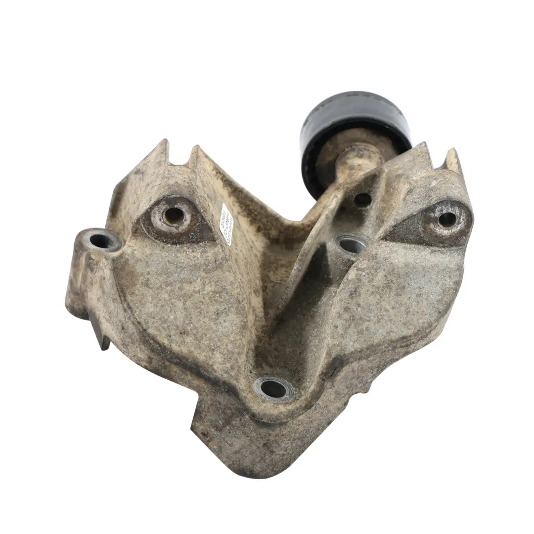 Mercedes Vito W447 OM622 Alternador Generador Soporte - SKU A6221550100 - Número de pieza A6221550100