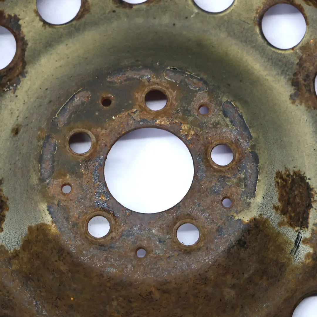 Cerchio Ricambio Acciaio Rosso 16" ET:60 6,5J per Mercedes Vito W639 con numero di parte A6394011302 Mercedes Vito W639 Cerchio Ricambio Acciaio Rosso 16" ET:60 6,5J - SKU A6394011302-5 - Numero di parte A6394011302