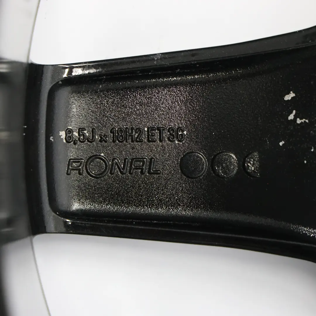 Rote Stahlfelge Ersatzrad Reifen 16" ET:60 6,5J für Mercedes Vito W639 mit Teilenummer A6394011302 Mercedes Vito W639 Rote Stahlfelge Ersatzrad Reifen 16" ET:60 6,5J - SKU A6394011302-5 - Teilenummer A6394011302