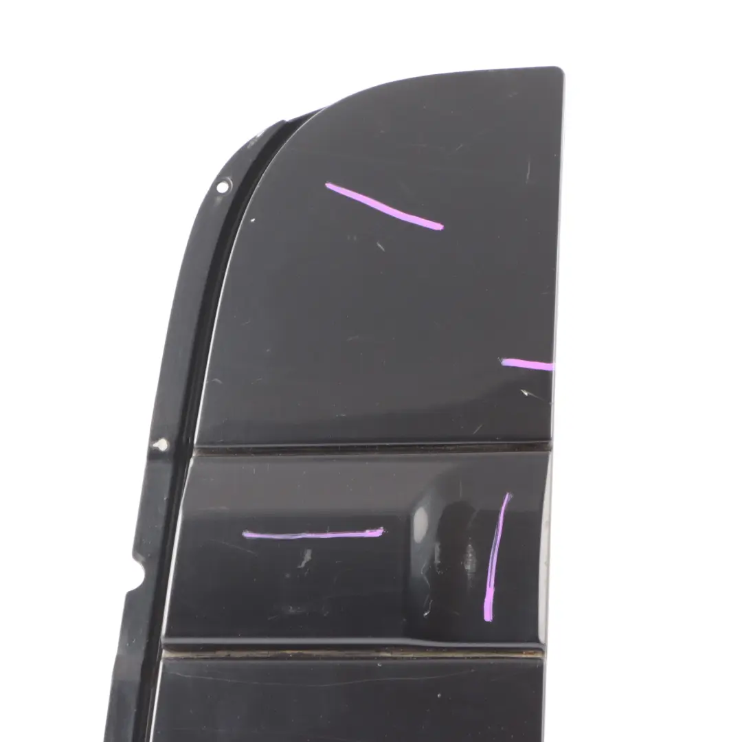 Mercedes Vito W639 Couvercle de trappe à carburant noir carbone 040 - SKU A6397500304-CBL - Numéro de pièce A6397500304