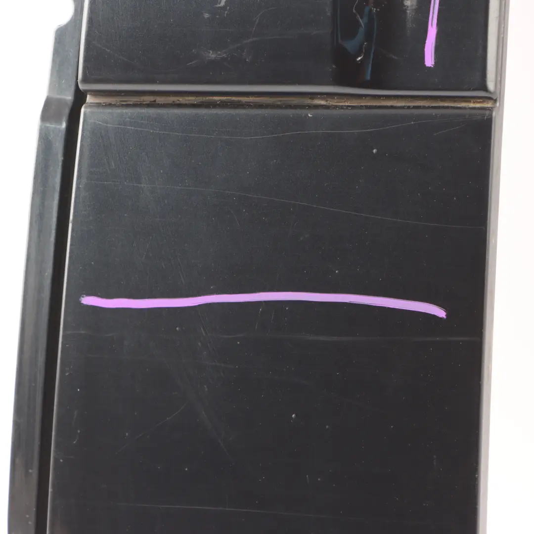 Klapka Wlewu Paliwa Carbon Black 040 do Mercedes Vito W639 o numerze A6397500304 Mercedes Vito W639 Klapka Wlewu Paliwa Carbon Black 040 - SKU A6397500304-CBL - Numer Części A6397500304