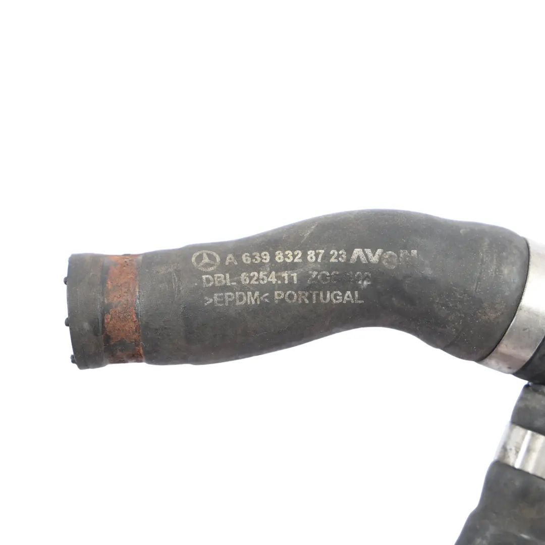 Agua Refrigerante Tubería A/C Thermotronic para Mercedes Vito W639 con número de pieza A6398328723 Mercedes Vito W639 Agua Refrigerante Tubería A/C Thermotronic - SKU A6398328723 - Número de pieza A6398328723