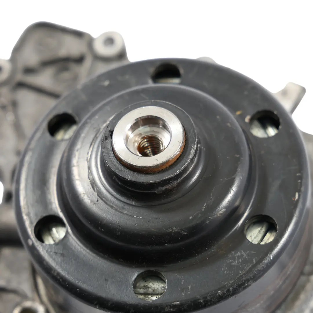 Bomba De Agua Refrigerante Diesel OM651 para Mercedes Vito W639 con número de pieza A6512003301 Mercedes Vito W639 Bomba De Agua Refrigerante Diesel OM651 - SKU A6512003301 - Número de pieza A6512003301