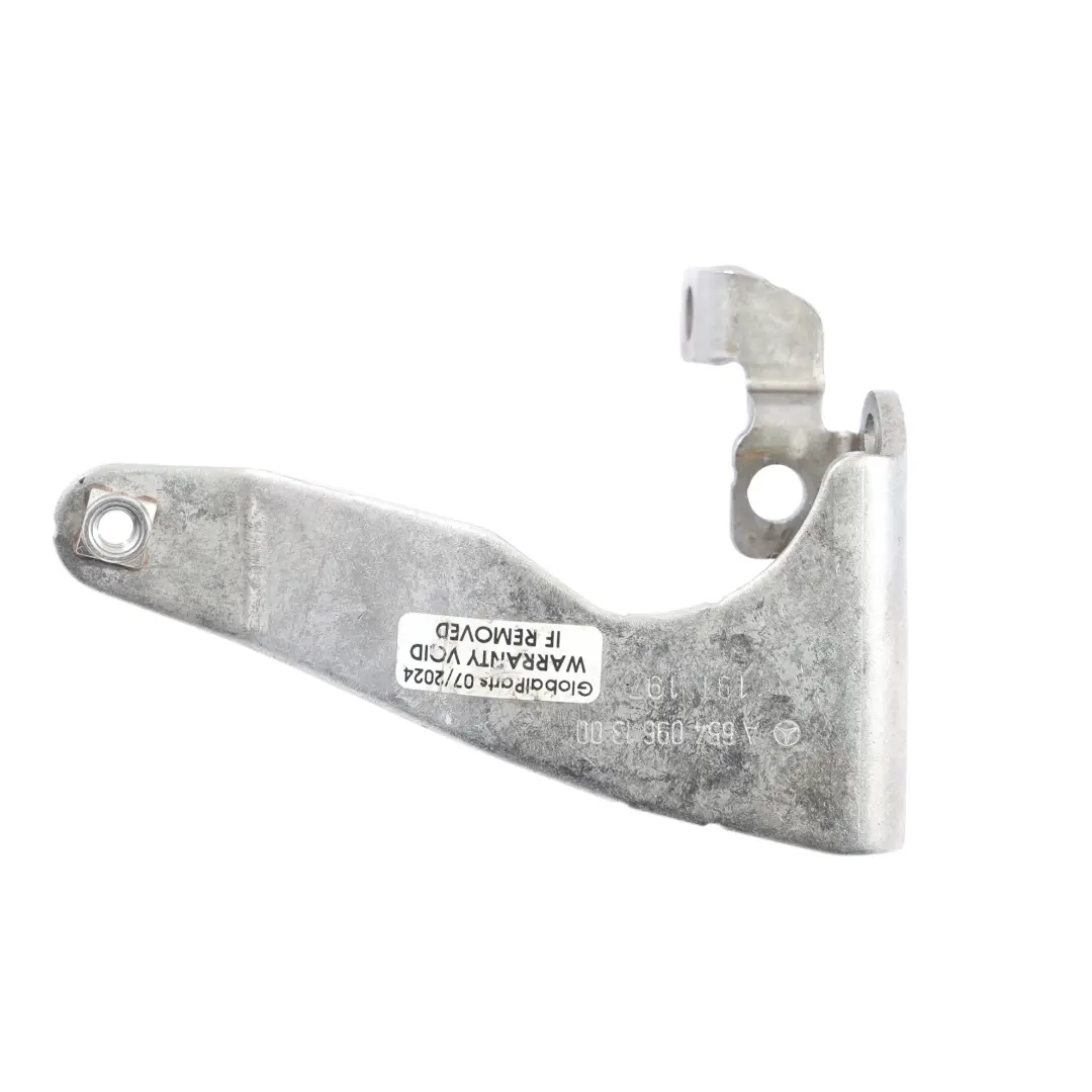 Uchwyt Mocowanie Turbosprężarki OM654 Diesel do Mercedes W177 W205 o numerze A6540908801 Mercedes W177 W205 Uchwyt Mocowanie Turbosprężarki OM654 Diesel - SKU A6540908801 - Numer Części A6540908801