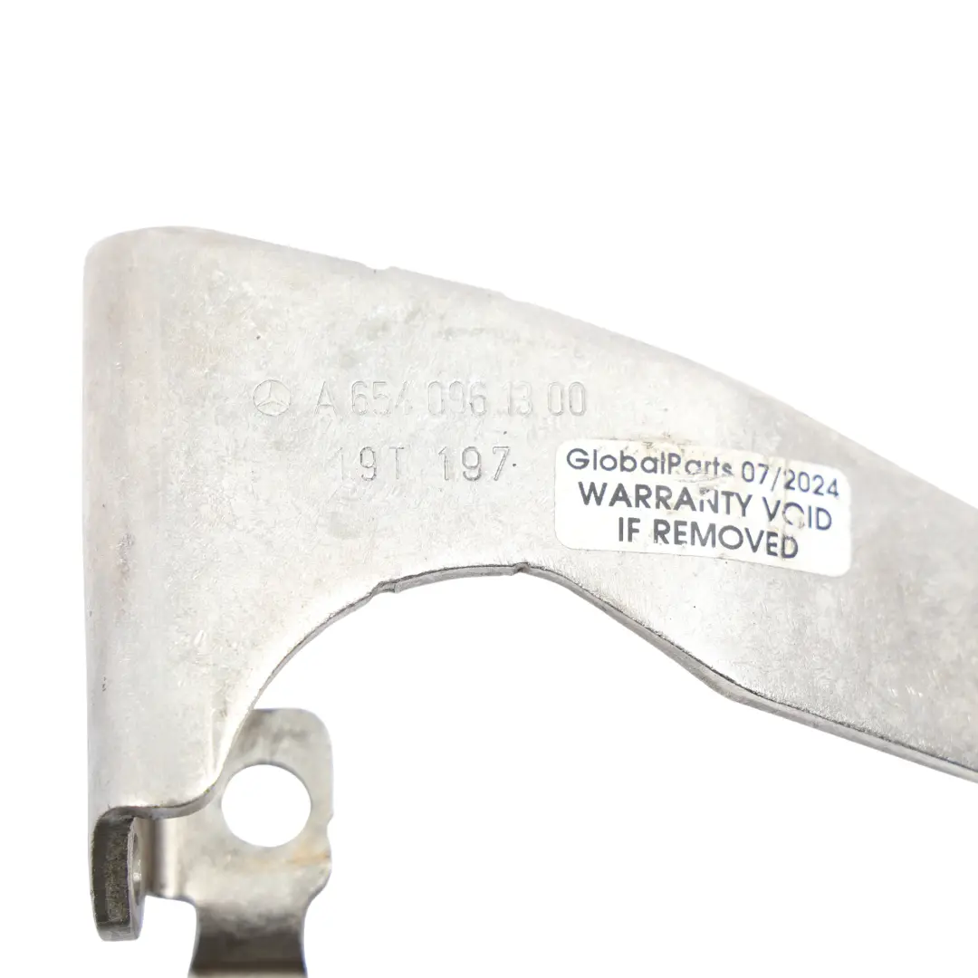 Support De Turbocompresseur OM654 pour Mercedes W177 W205 à propos du numéro de pièce A6540908801 Mercedes W177 W205 Support De Turbocompresseur OM654 - SKU A6540908801 - Numéro de pièce A6540908801