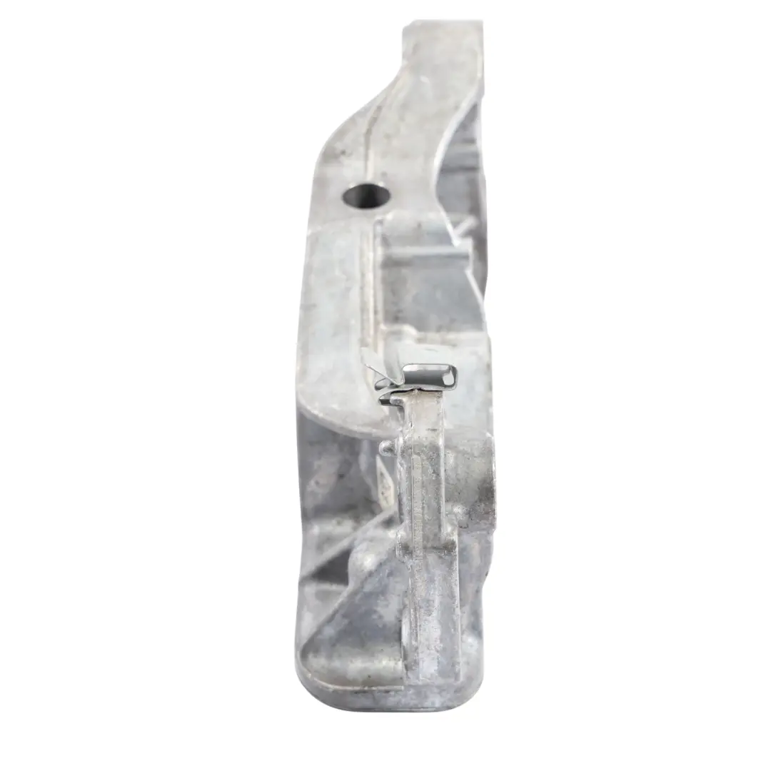Mercedes W213 Diesel Supporto Motore Sinistro Staffa - SKU A6542230004 - Numero di parte A6542230004