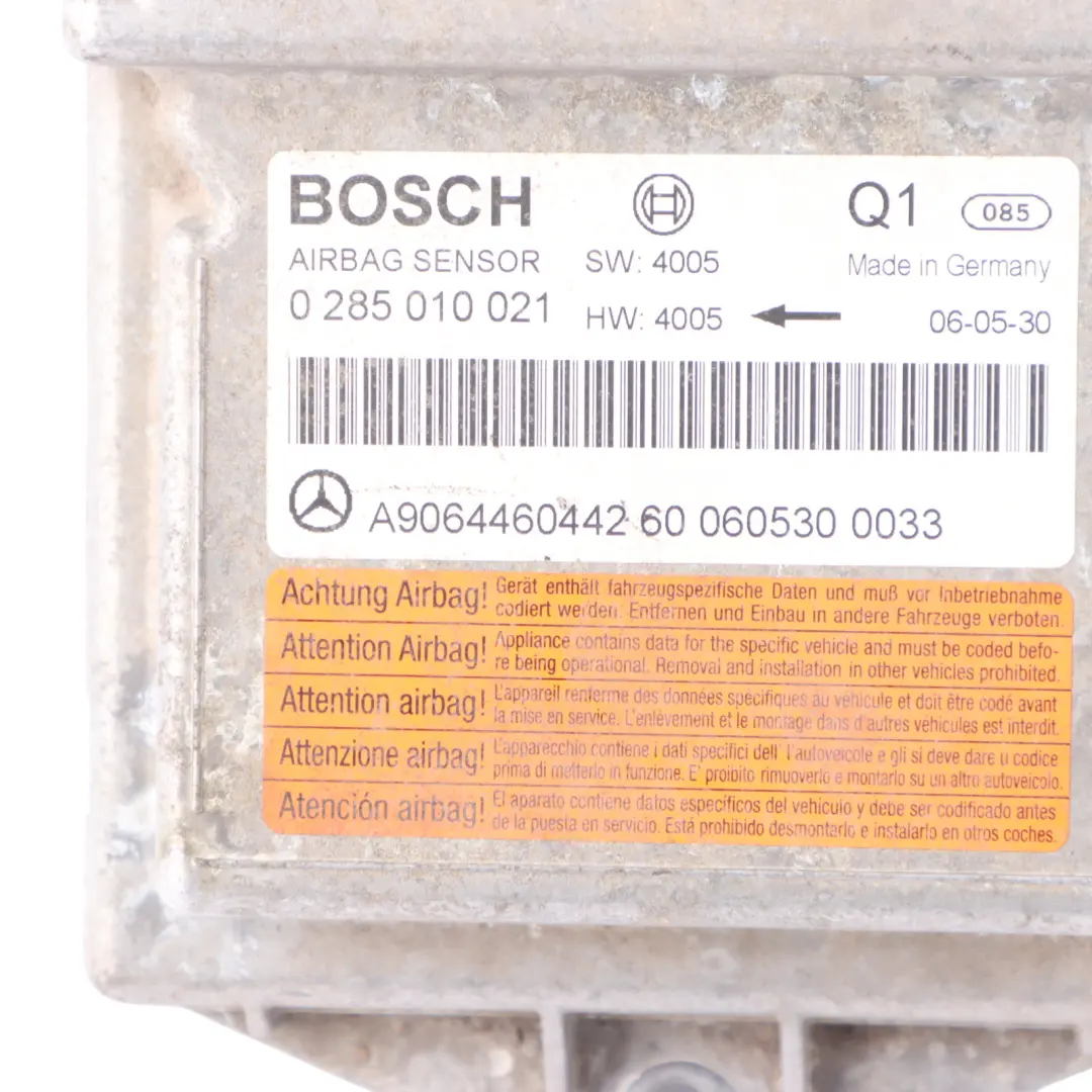 Module System Control Unit ECU to Mercedes W639 Air with Part number A9064460442 Mercedes W639 Air Module System Control Unit ECU - SKU A9064460442 - Part number A9064460442